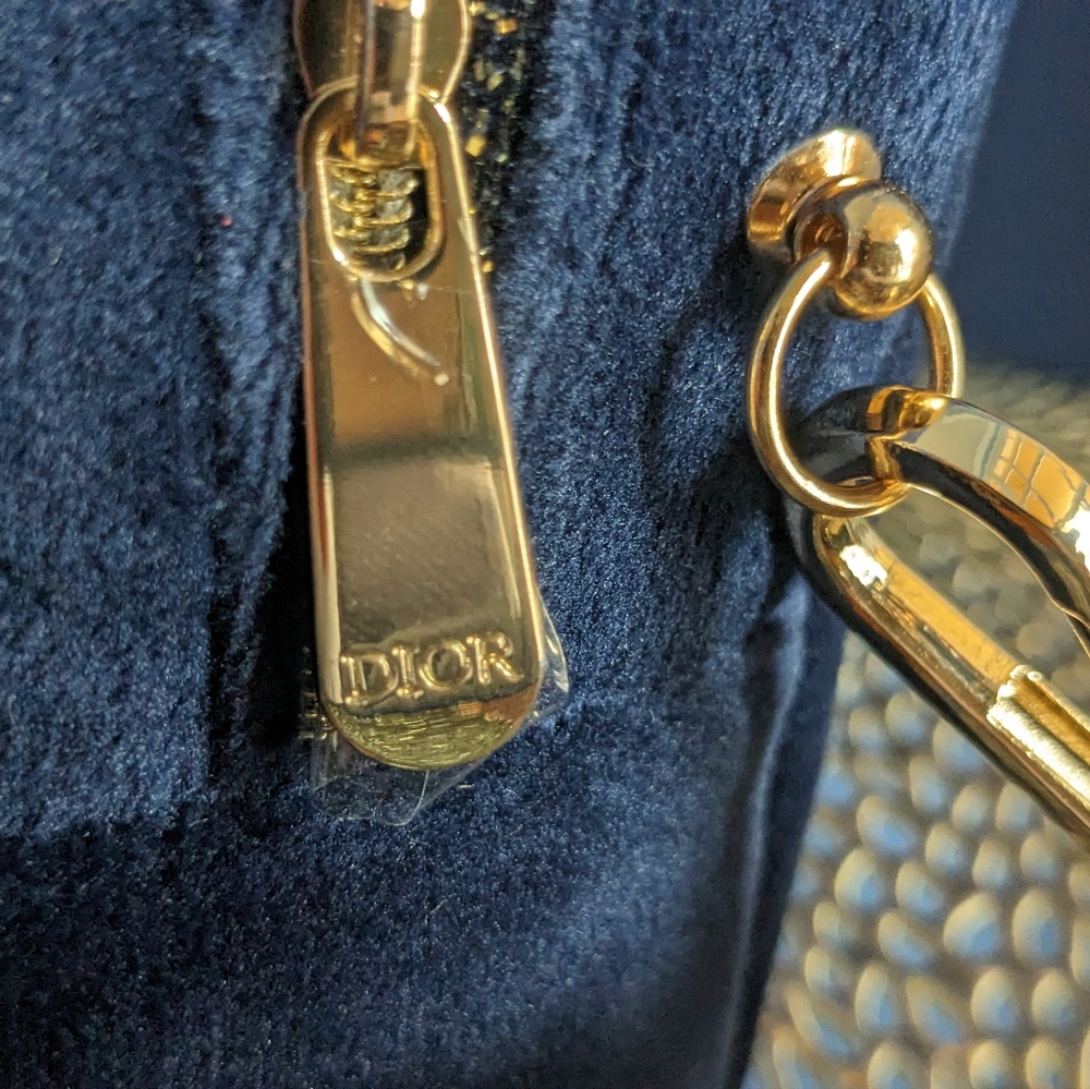 Dior cosmetic pouch - Picture 10 of 10